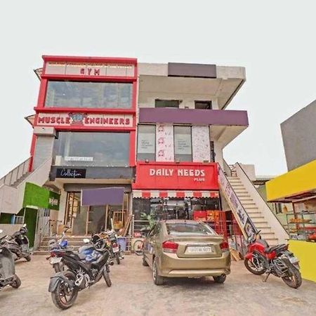 Hotel O Bottom Inn Dehradun Exterior foto